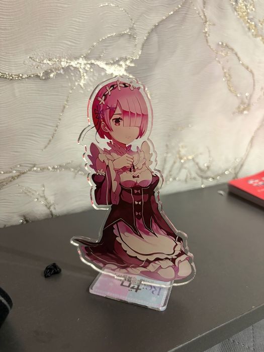 Акриловая фигурка