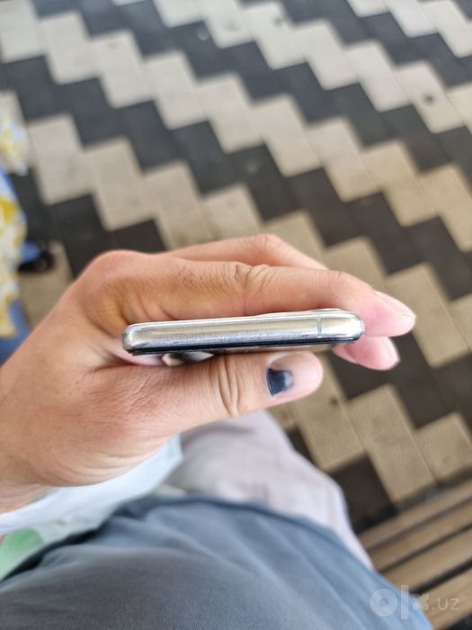 Iphone 11 pro sotiladi