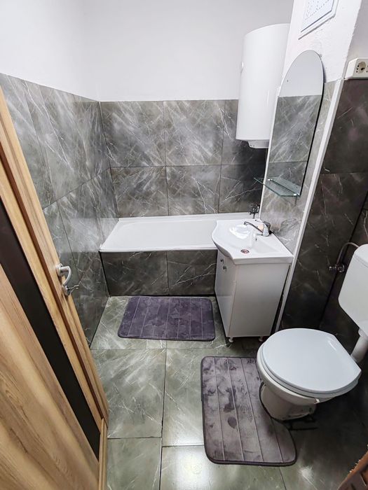 Vând apartament 55 mp