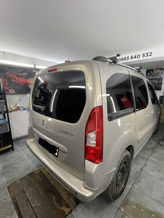 Затъмняване на стъкла /полиране на фарове и защитно фолио