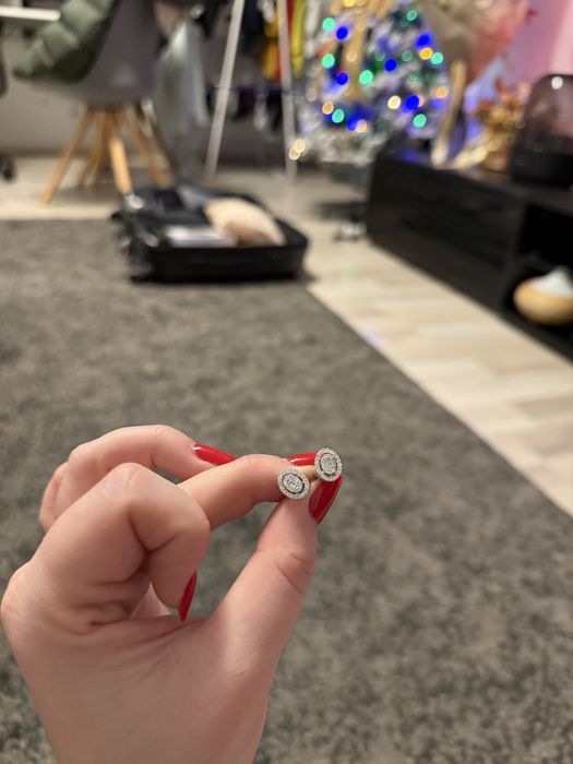 Cercei aur alb 18k cu diamante