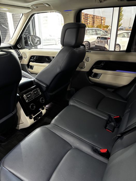 Land Rover Range Rover Vogue 2019 benzină, 44.900 € — imagine 5