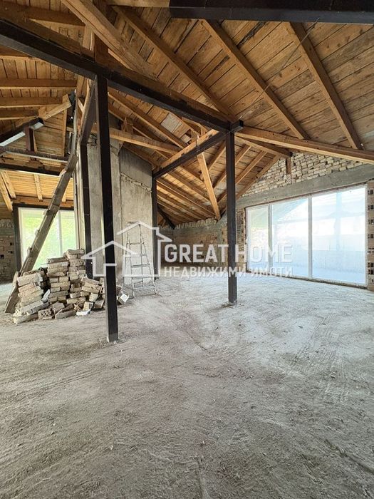 Продава се Тристаен апартамент в Търговище, Център - 131 кв.м за 535 €/кв.м - Снимка #1