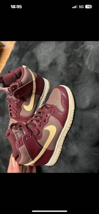 Adidasi Nike Dunk High