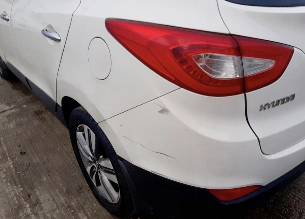 На части 2014 HYUNDAI IX35 2.0 CRDI Dh4A автомат джанти 18”