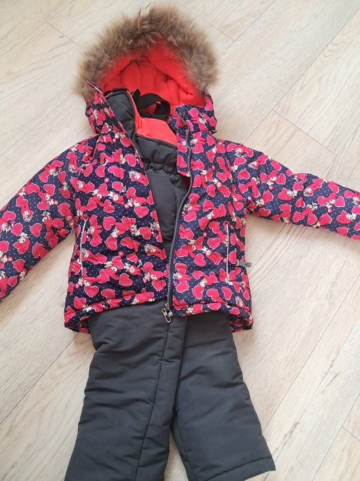 Продам зимний комплект для девочек