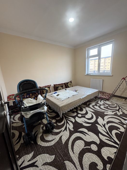 Ассалому алекум Пакана 2 этажда 3 хонали квартира сотилади