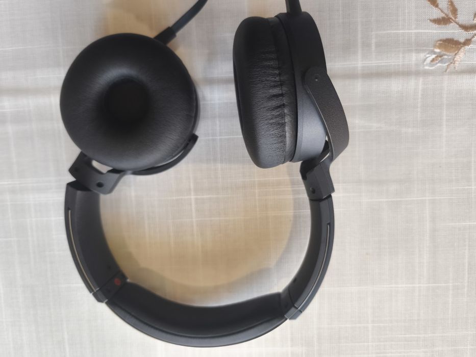 Слушалки SONY MDR-XB550