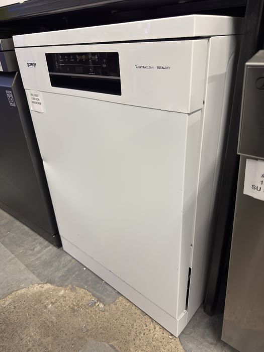 Mașină de spălat vase 16 seturi Gorenje GS643C90W