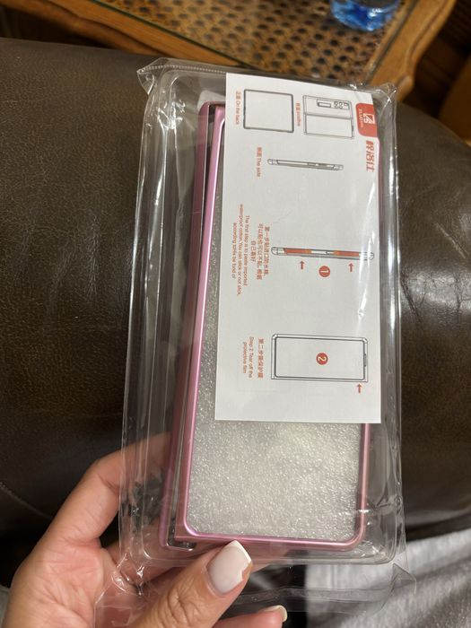 Чисто нов калъф за Samsung Galaxy Z Fold 6