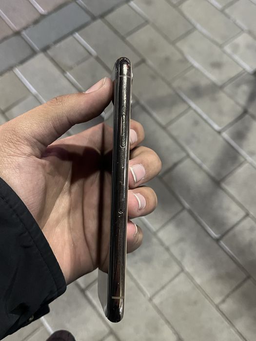 Iphone 11 pro gold