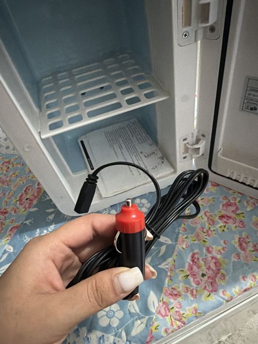 Продам мини холодильник