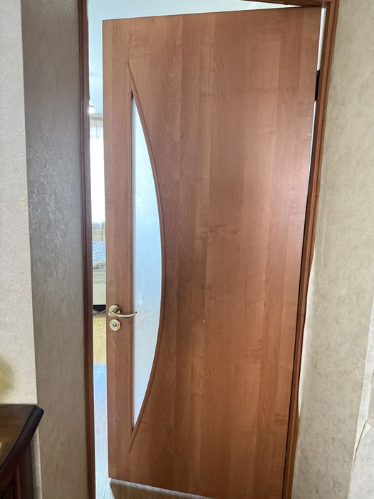 Продам межкомнатные двери бу