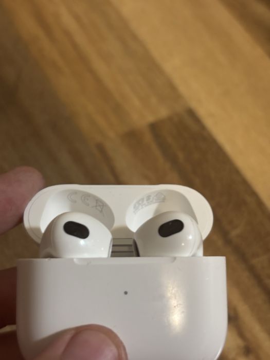 AirPods 3 , impecabile. ORIGINALE!