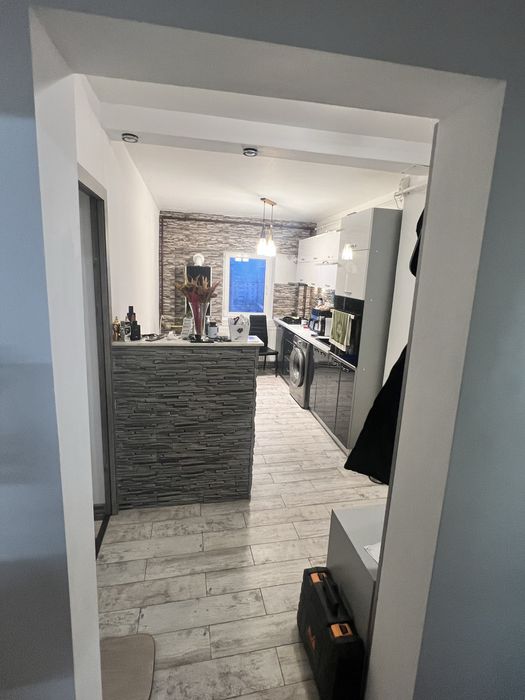 Apartament 3 Camere 70mp Zona i-uri