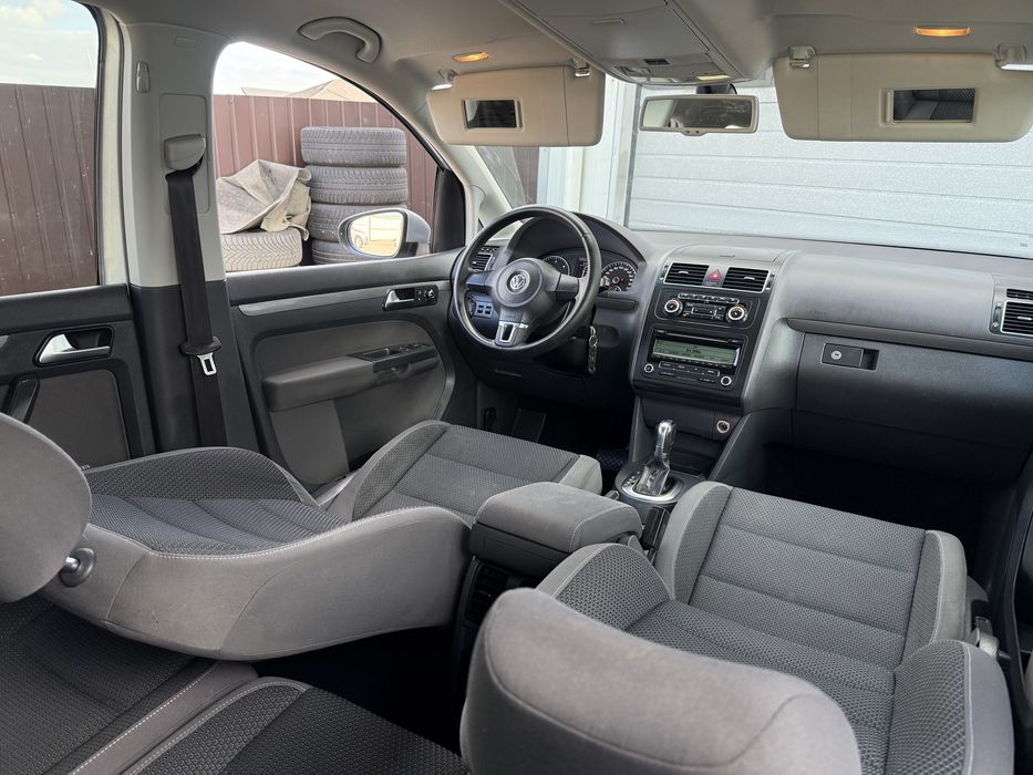 VW TOURAN  1.6 tdi* 105 cp* Automat* DSG!!!