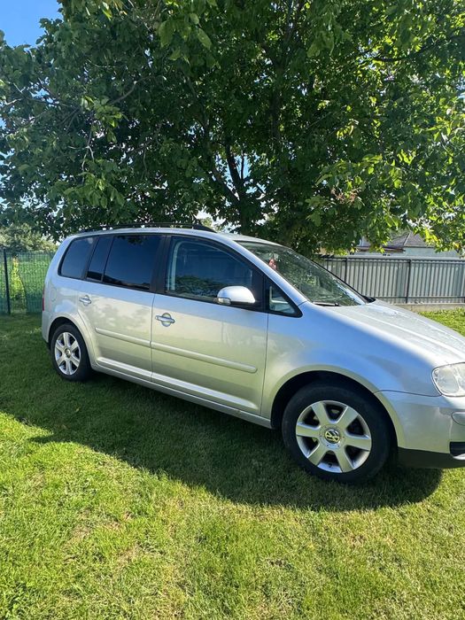 VOLKSWAGEN Touran 2006 — imagine 3