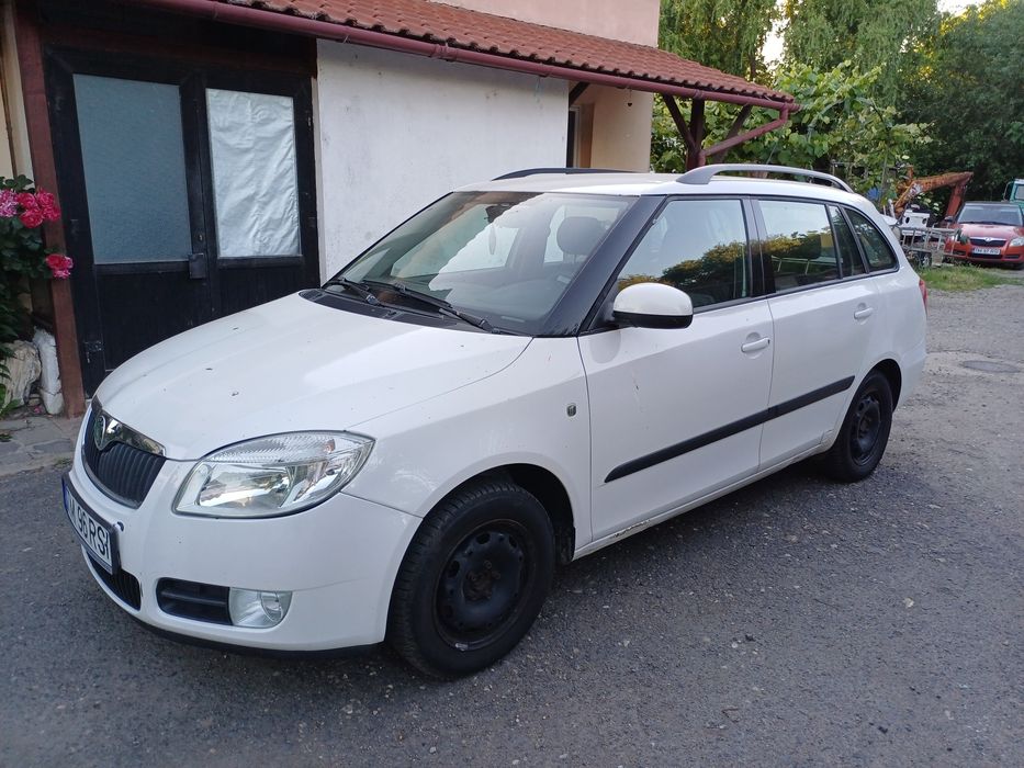 Vând skoda fabia