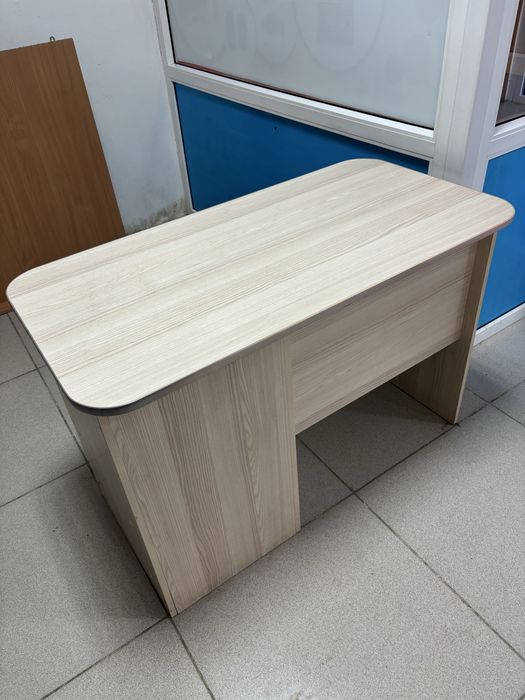 Стол для школьников