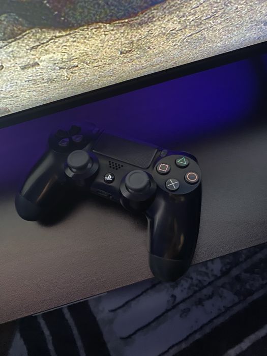 PlayStation 4 1TB с много игри! Гаранция!