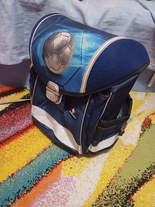 Ергономична ученическа раница-кутия Belmil Pixel за деца от 6 до 9г