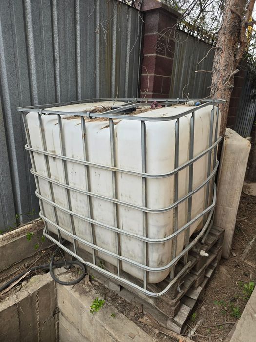 Бочка кубовик 1000 л