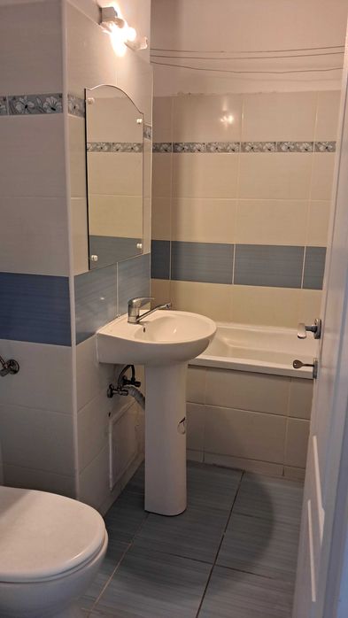 Apartament 2 camere decomandat, 7 Noiembrie. Pret: 97000 EURO