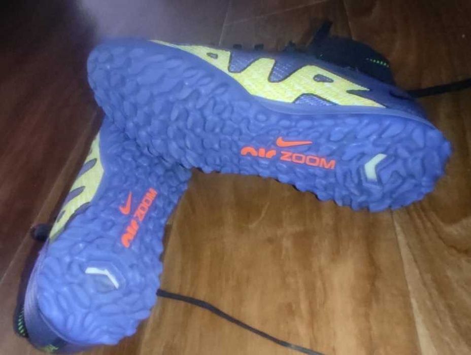 Сороконожки Nike air zoom