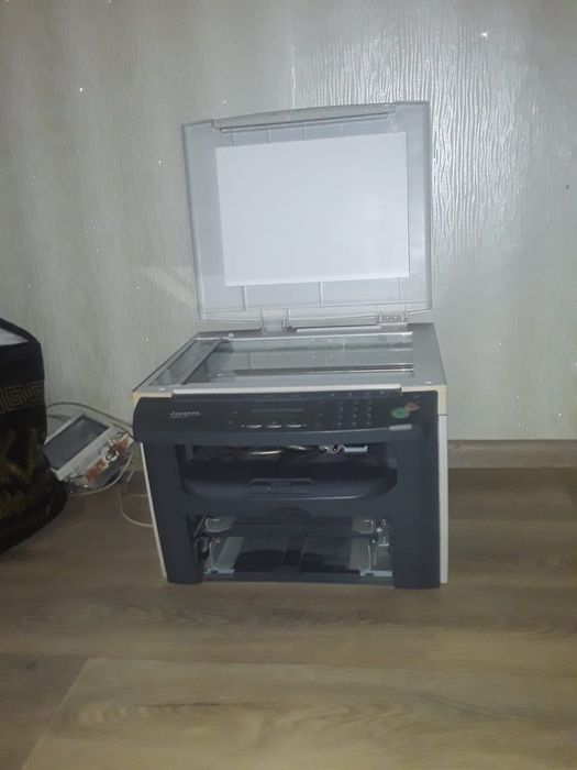 Продам МФУ " Canon" I- Senses MF 4120