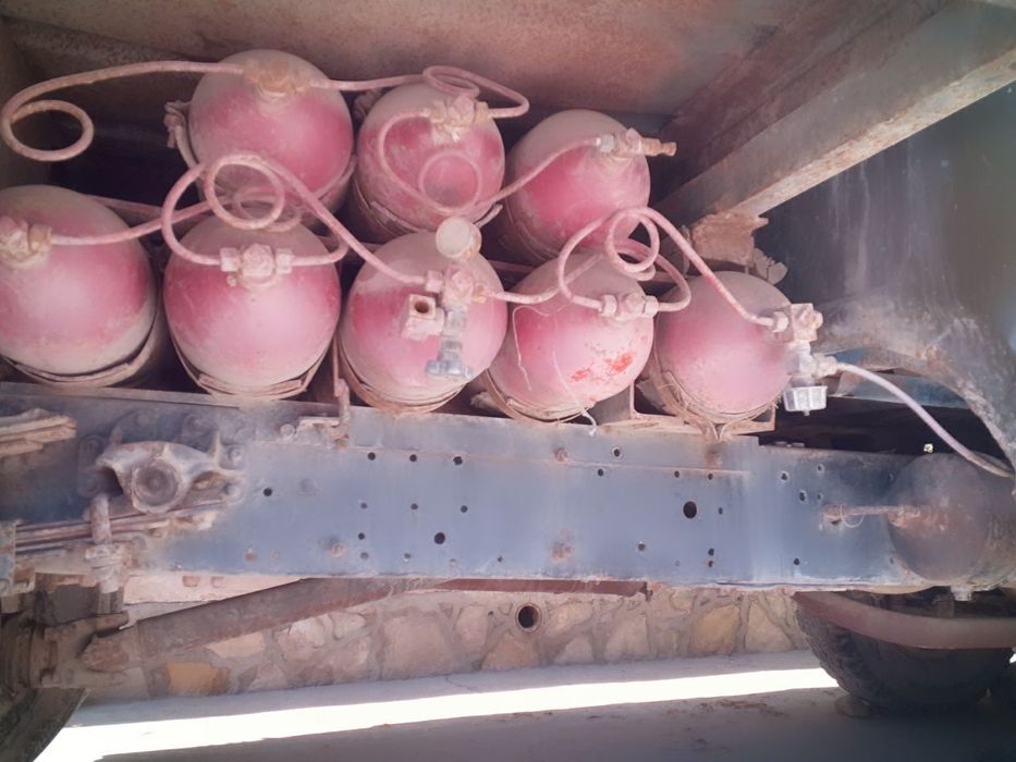 ЗИЛ сотилади.. ...