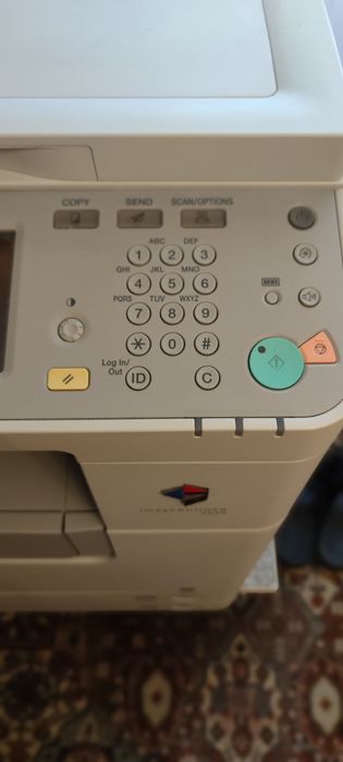 Imprimantă  xerox Canon 2525