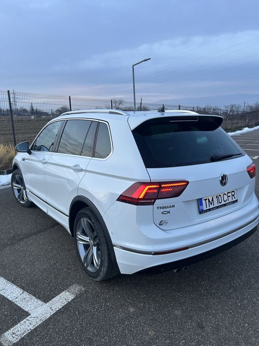 Vand Volkswagen Tiguan R-line