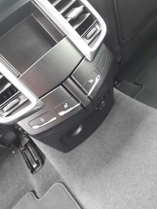 Porsche Cayenne 2016 Întreținut