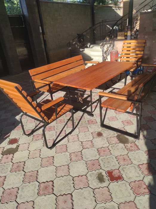 скамейки, столы 2×1м, кресло