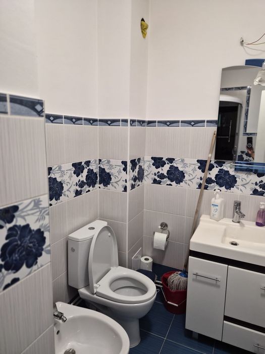 Inchiriez apartament pt Untold