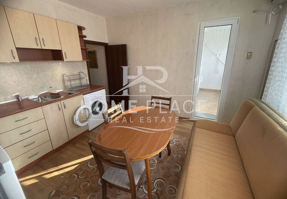 Дава се под наем Двустаен апартамент в Варна, ВИНС - 45 кв.м за 398.82 € - Снимка #1