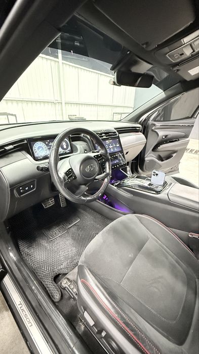 Продаю Hyundai Tucson N Line 2023 года выпуска. Черного цвета