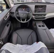 Hongqie E-QM5 610km pod zakaz