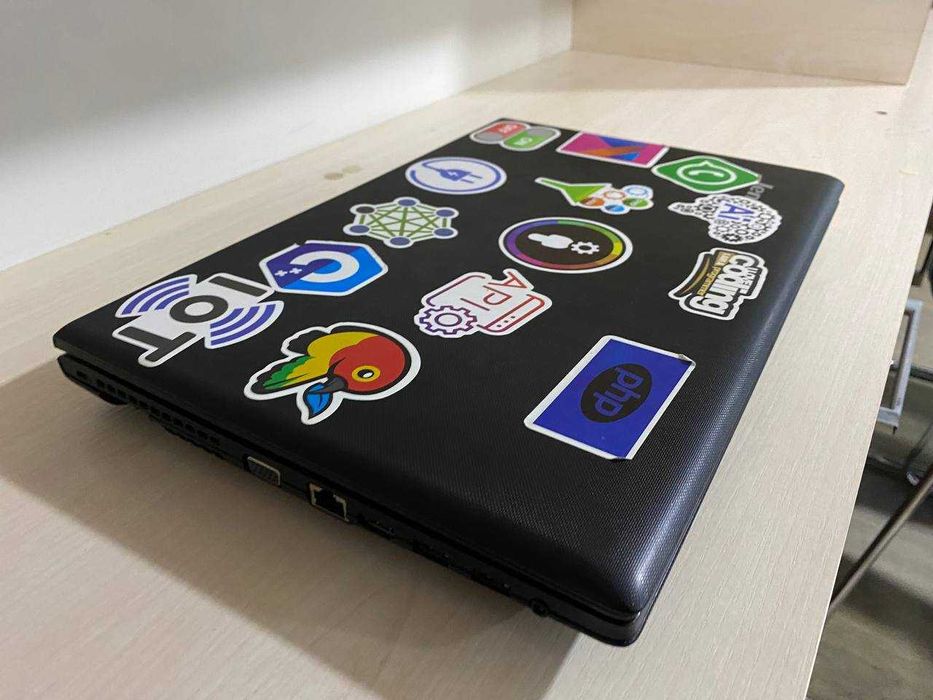 Noutbuk Lenovo Dasturlash Bugalteriya va ofis ishlari uchun