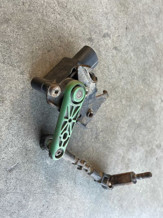 Senzor nivel stanga fata Audi A8 4H cod 3C0907503 - 4H0941285G