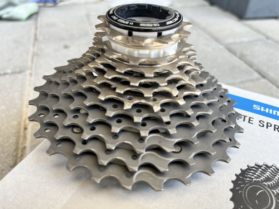 Касета 11-30 Shimano Dura-Ace CS-R9100 11 скорости