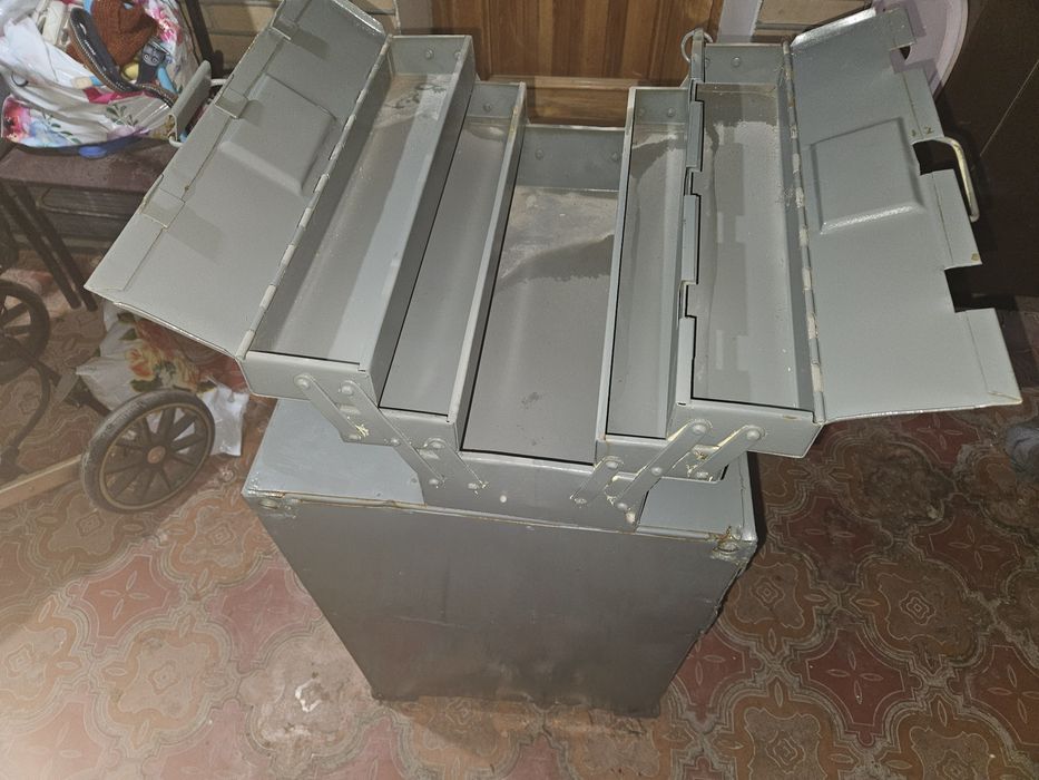 Советский слесарный ЯЩИК.