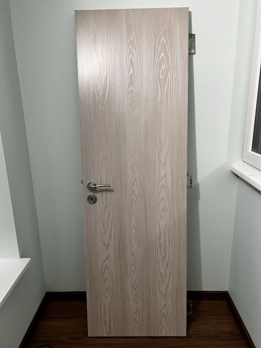 Дървена интериорна врата