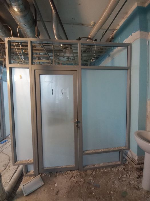 Продам алюминьевый проем