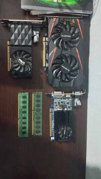 Продам видеокарты