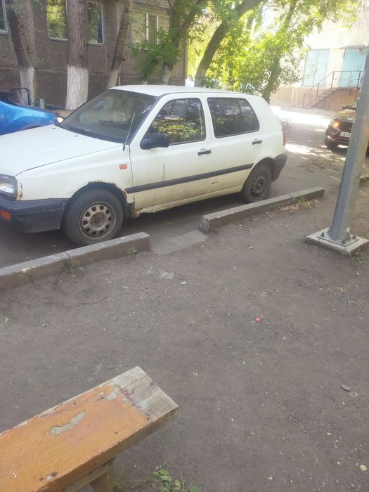 Продам гольф 3  1,4