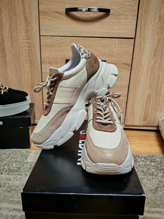 Сникърси/  дамски обувки / 41  номер Galdini НОВИ