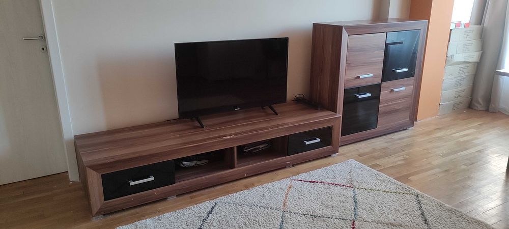 Сет-тв шкаф, скрин и етажерка