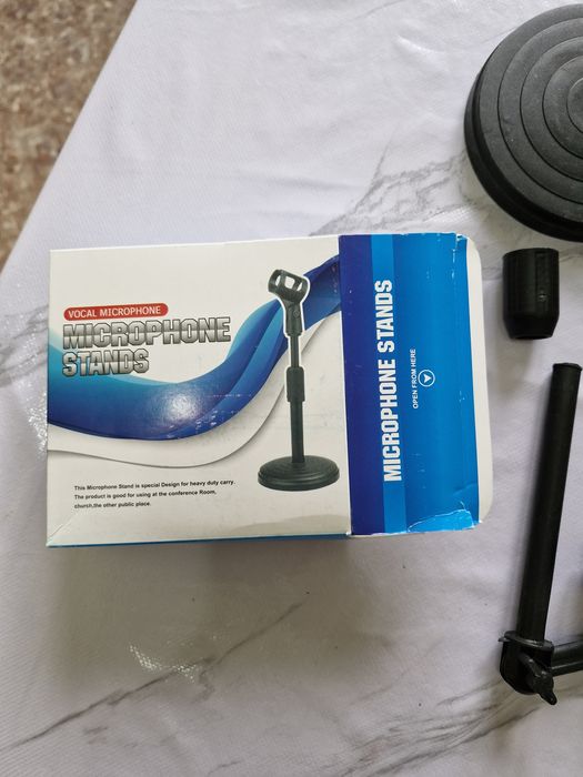 Микрофонная стойка