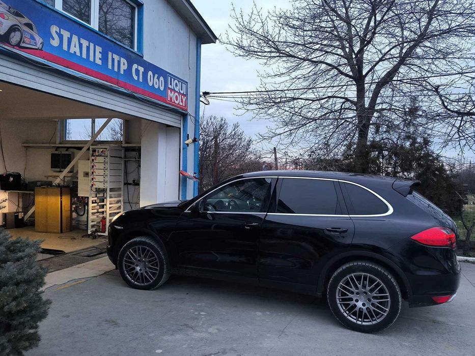 Porsche Cayenne 3.0 TDI V6, 2013, Automată